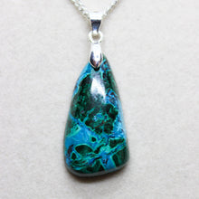 Load image into Gallery viewer, Superb 31 Ct. Malachite Chrysocolla Fancy Shape Pendant Necklace