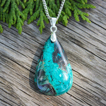 Load image into Gallery viewer, Marvelous 49 Ct. Shattuckite Pear Shape Pendant Necklace
