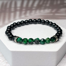 Load image into Gallery viewer, Faceted Green Tiger Eye & Onyx 6mm Bead Bracelet