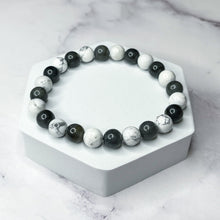 Load image into Gallery viewer, Positive Transformation - Labradorite &amp; Howlite 8mm Bead Bracelet
