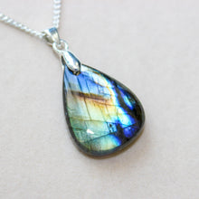 Load image into Gallery viewer, Amazing 23 Ct. Natural Labradorite Pear Shape Gemstone Necklace
