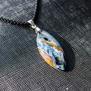 Absolutely Gorgeous AAA Quality 18 Ct. Pietersite Stone Necklace