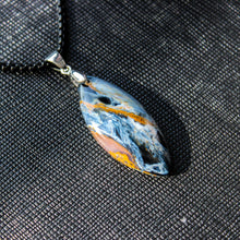 Load image into Gallery viewer, Absolutely Gorgeous AAA Quality 18 Ct. Pietersite Stone Necklace
