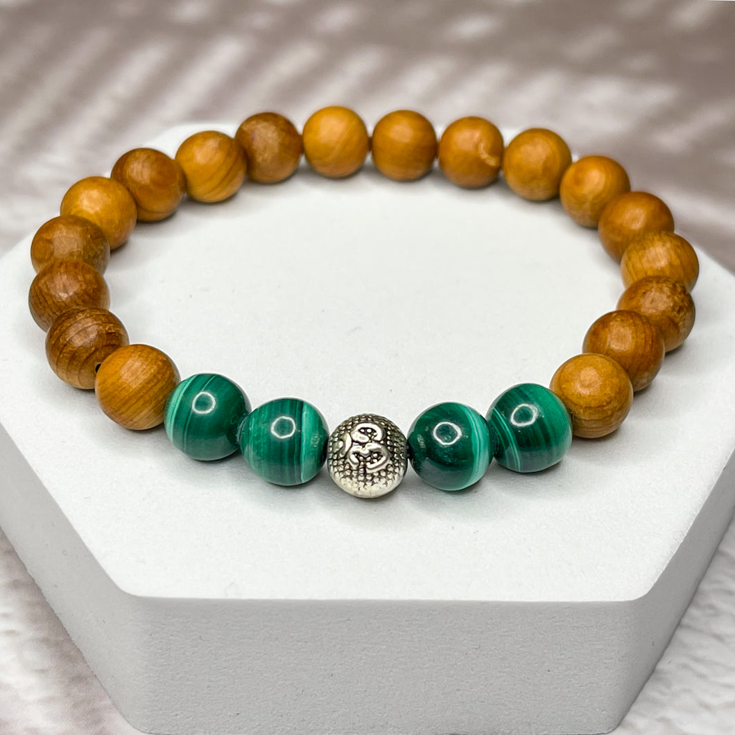 Men's Om 8mm Bead Bracelet - Malachite & Yew Wood