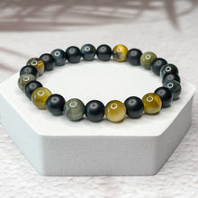 Load image into Gallery viewer, Golden Power - Golden Tiger Eye &amp; Onyx 8mm Bead Bracelet
