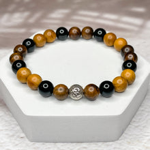 Load image into Gallery viewer, Men&#39;s Om 8mm Bead Bracelet - Onyx, Rosewood &amp; Yew Wood
